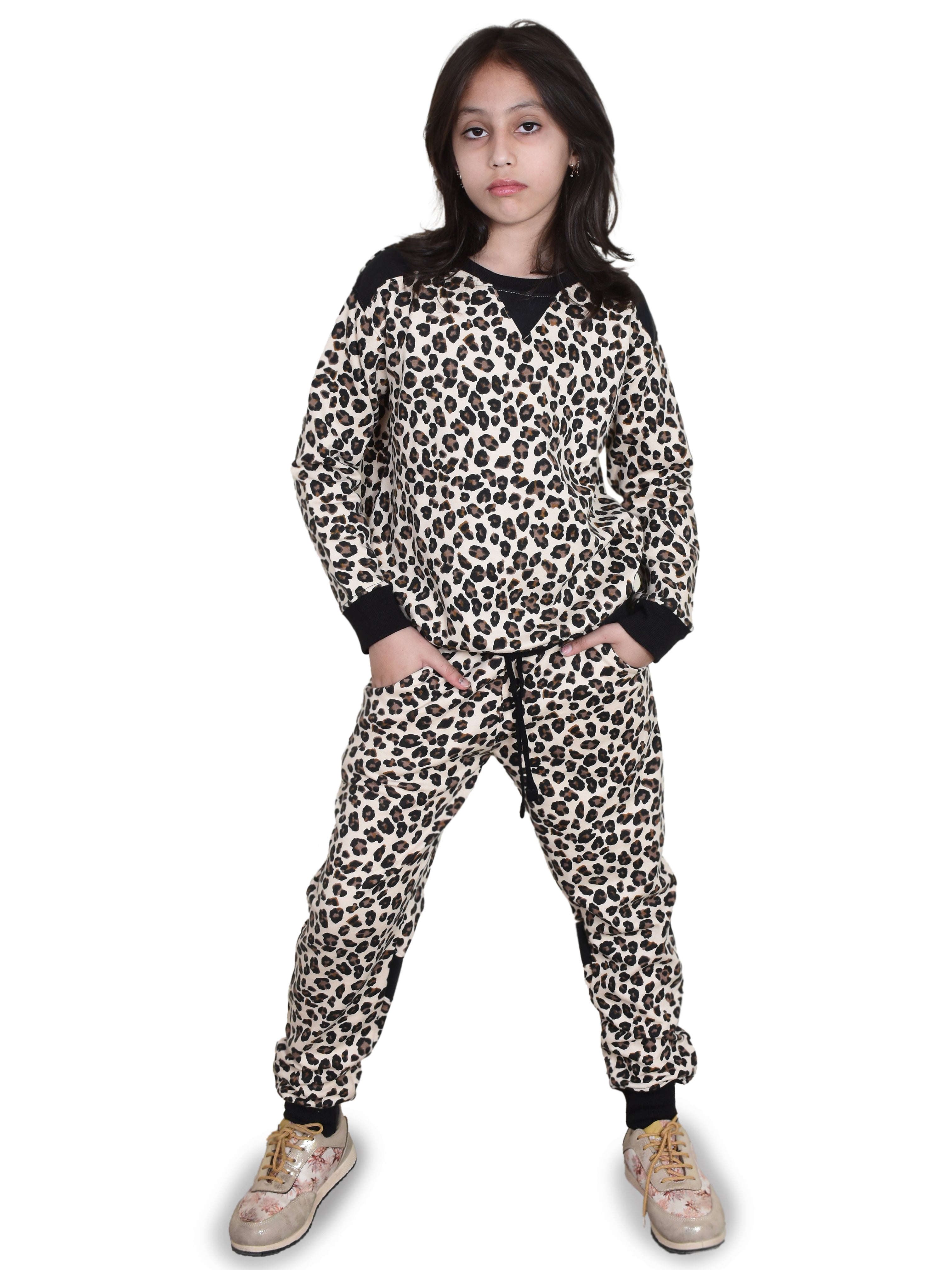 Round Neck tracksuit set