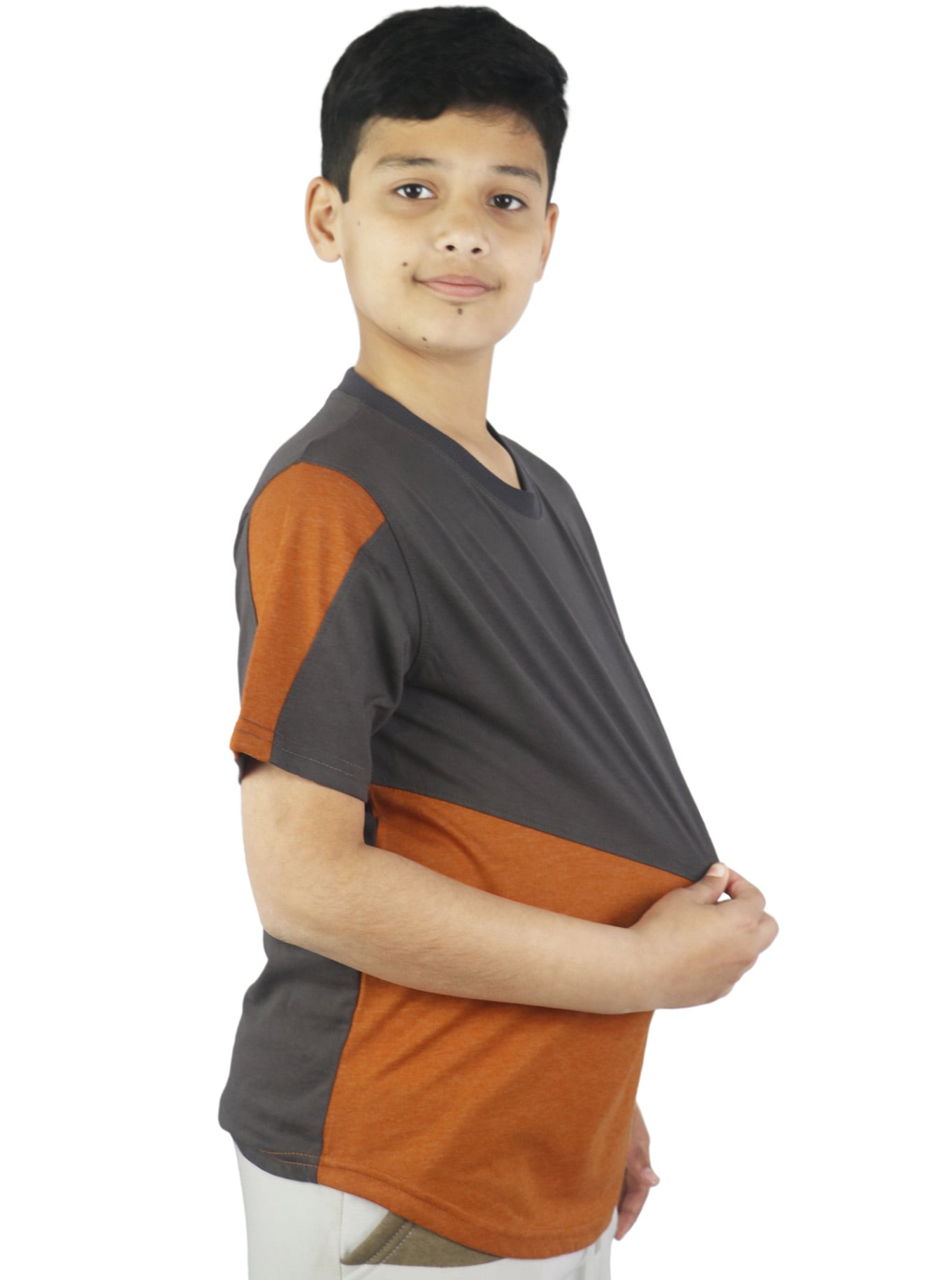 Half sleeve t shirt
