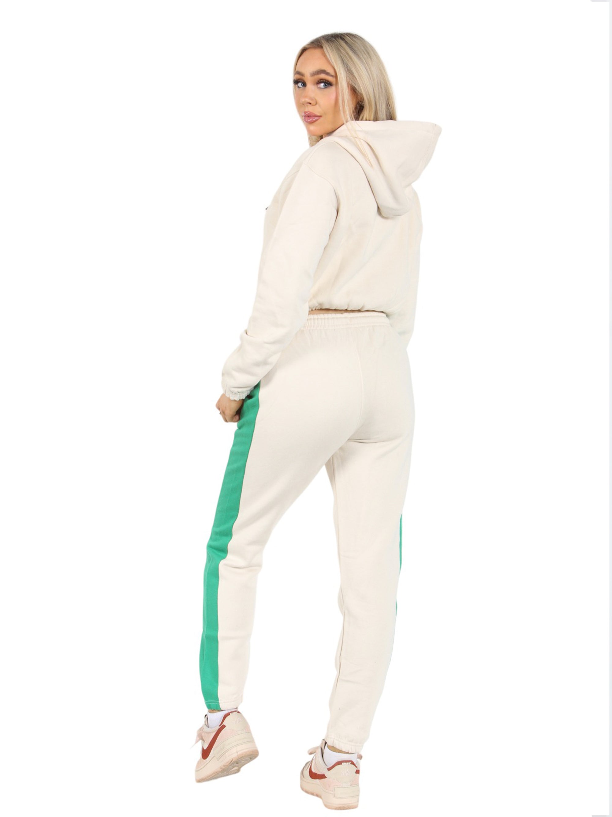 2 Pcs Women Hoodie Crop Top & Joggings Pants - Bahob